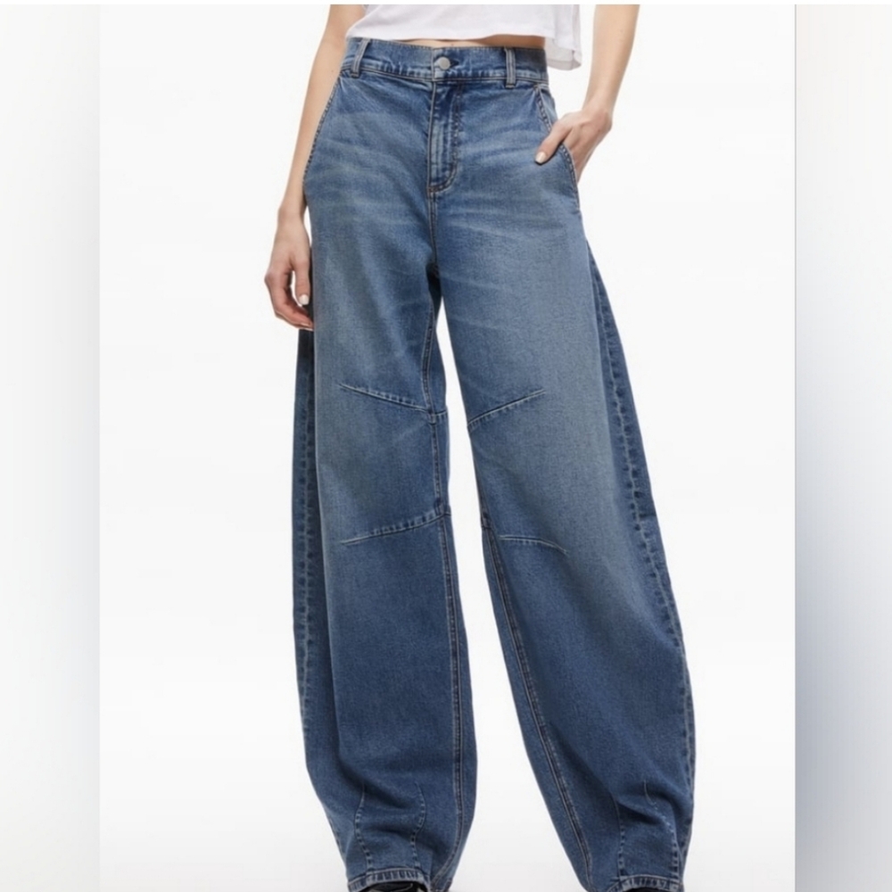 Alice and Olivia Parker Balloon Leg Jeans in Avery Blue